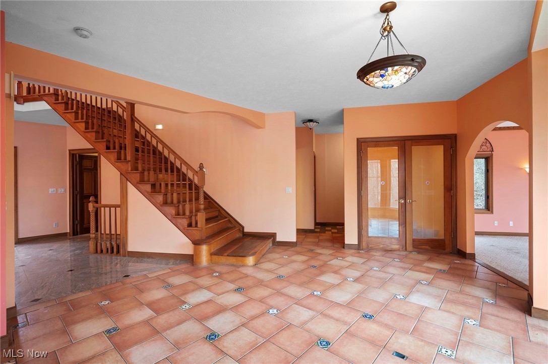 6100 Loch Lomond Court, Solon, Ohio image 20