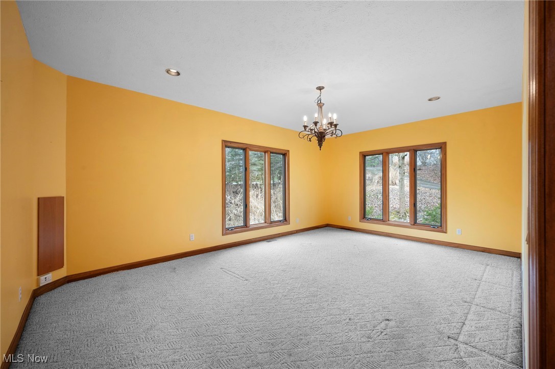 6100 Loch Lomond Court, Solon, Ohio image 29