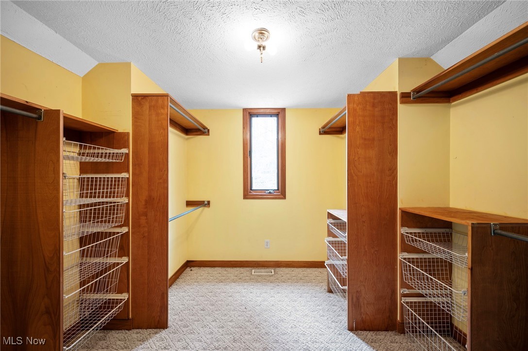 6100 Loch Lomond Court, Solon, Ohio image 30