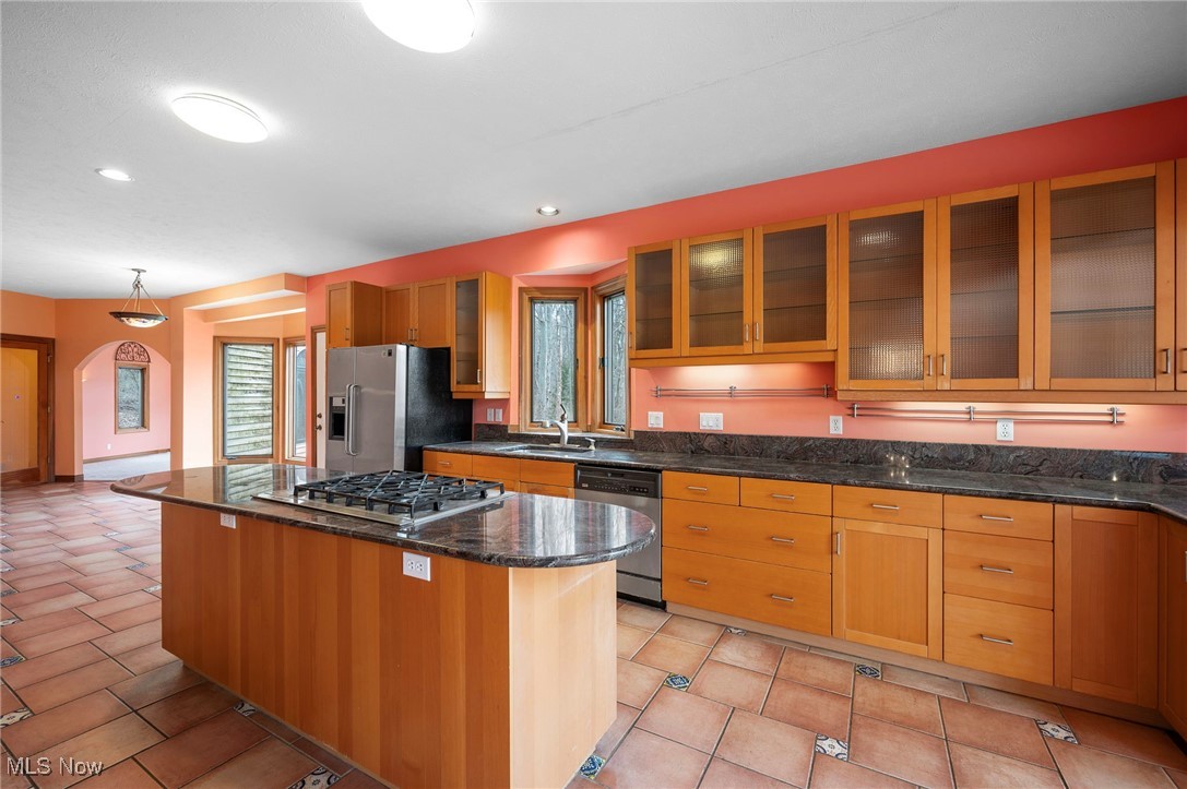 6100 Loch Lomond Court, Solon, Ohio image 17
