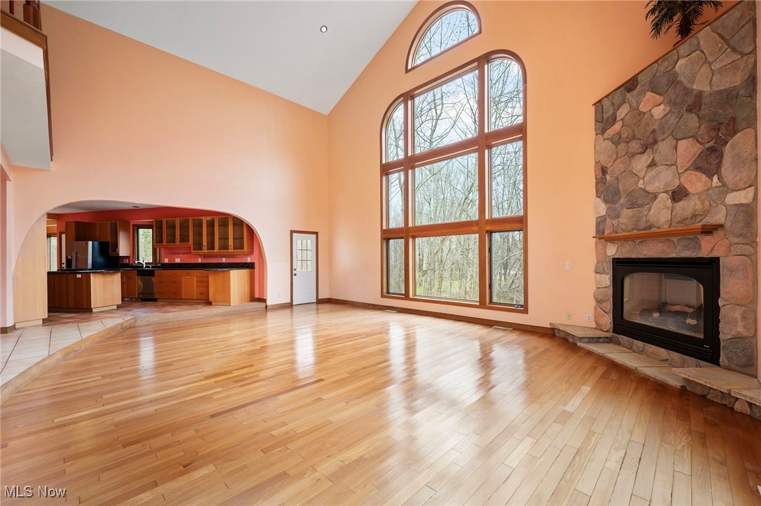 6100 Loch Lomond Court, Solon, Ohio image 11