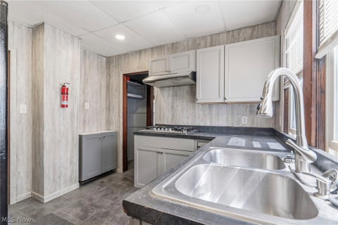 Tiny photo for 372 Kling Street, Akron, OH 44311 (MLS # 5239968)