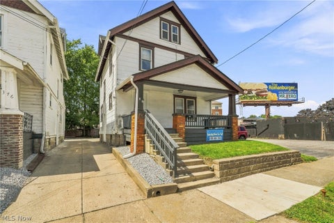 Tiny photo for 372 Kling Street, Akron, OH 44311 (MLS # 5239968)