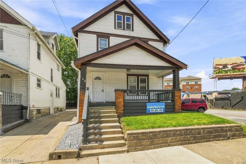 Photo of 372 Kling Street, Akron, OH 44311 (MLS # 5239968)