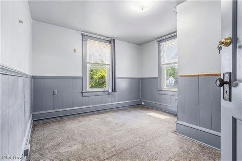Tiny photo for 372 Kling Street, Akron, OH 44311 (MLS # 5239968)