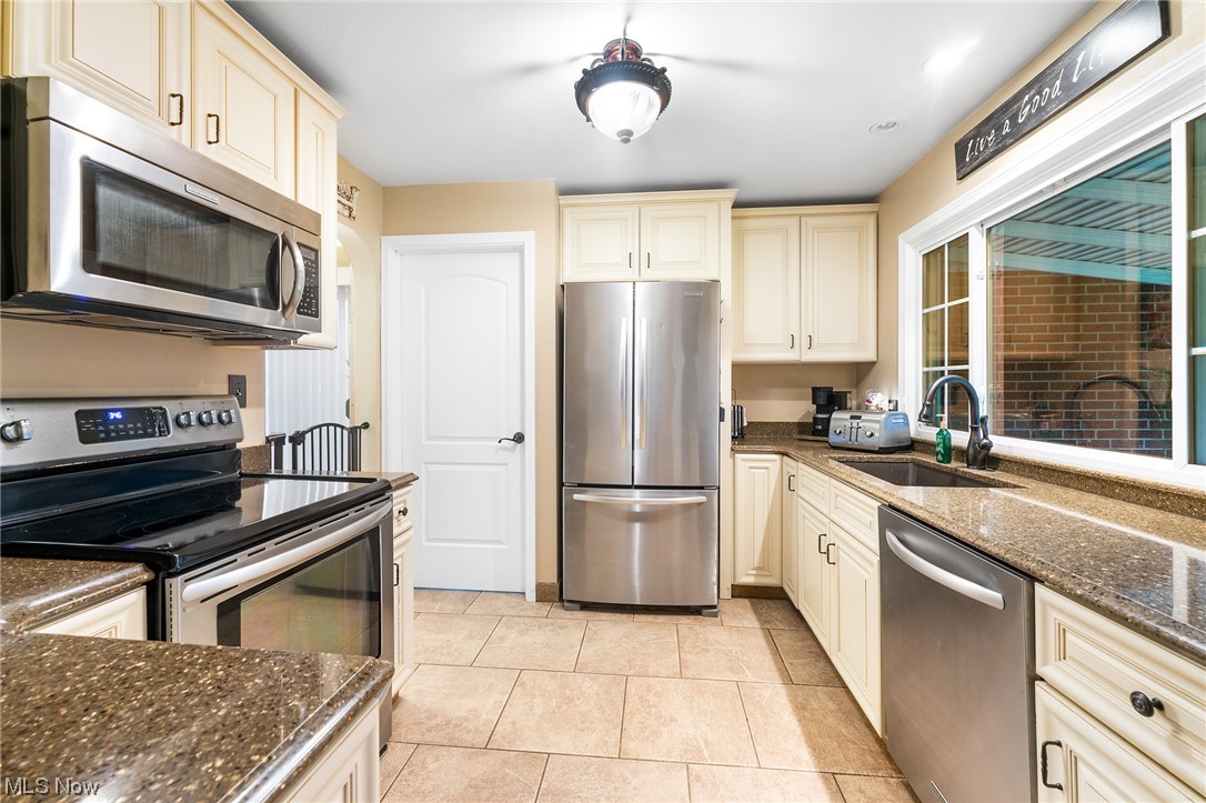 Mary Riebe 1 - Residential