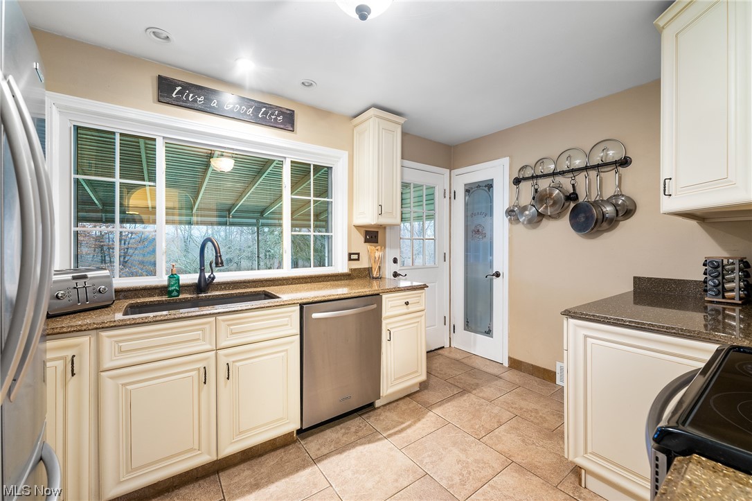 Mary Riebe 1 - Residential