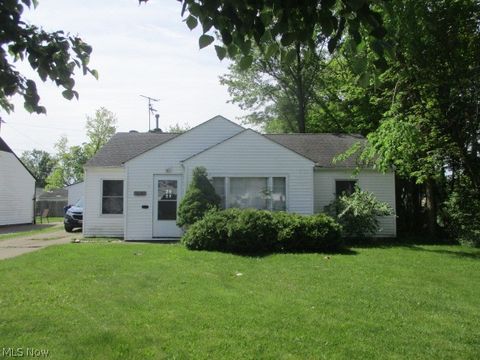 Single Family Residence in Cleveland OH 18202 Invermere Avenue.jpg