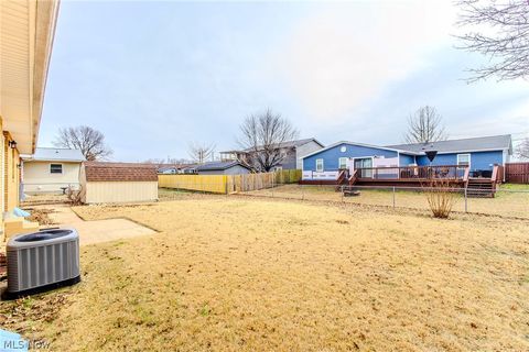 Tiny photo for 1587 Lois Street, Belpre, OH 45714 (MLS # 5187626)