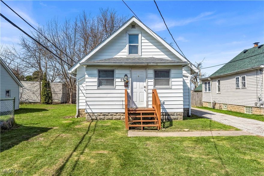 5919 Maplewood Rd, Mayfield Heights - Spacious 3 bed 1 bath single family home! //

$ 1550 rent / $ 1550 deposit //
$49 application fee per adult //
1-2 pets OK in this unit. After application pre-approval, a PetScreening is required for any animals to proceed with one of our properties; a PetScreening affidavit is still required if you have no pets. (Some breed restrictions apply per HUD guidelines). //
NO SMOKING //
1 time $169 non-refundable set up fee paid at lease signing //

$30/month required resident benefit package; can include personal property/liability insurance for an additional $5/month for $35/month total. //

After application Pre-Approval 1 applicant per household application is required to fill out a PetScreening application, before being about to proceed with placing a Reservation Fee for one of our properties. You will receive a pre-approval for your application and in order to proceed, the PetScreening is required. Even if you have NO pets - this application must be filled out. One time, non-refundable pet fee of $200-500 per animal applies to all pets & must be paid before or when you pay your first month rent. (No fee for qualified assistance animals). //

Our application is processed through secure site: Findigs, and they require ID and income verification. Without this, your application will not be processed. They offer 24/7 chat support on their application directly if you have any questions. //

BEDROOMS: 3 //
BATHROOMS: 1 //
APPLIANCES PROVIDED: Fridge and stove //
UTILITIES / RESIDENT RESPONSIBILITY: Residents are responsible for all utilities including: water/sewer/trash, gas & electric and are responsible to maintain lawn care, maintenance & snow removal. //

Serious inquiries only.