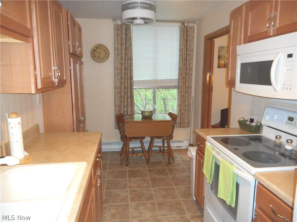 Silver Lake Towers Condo - Residential