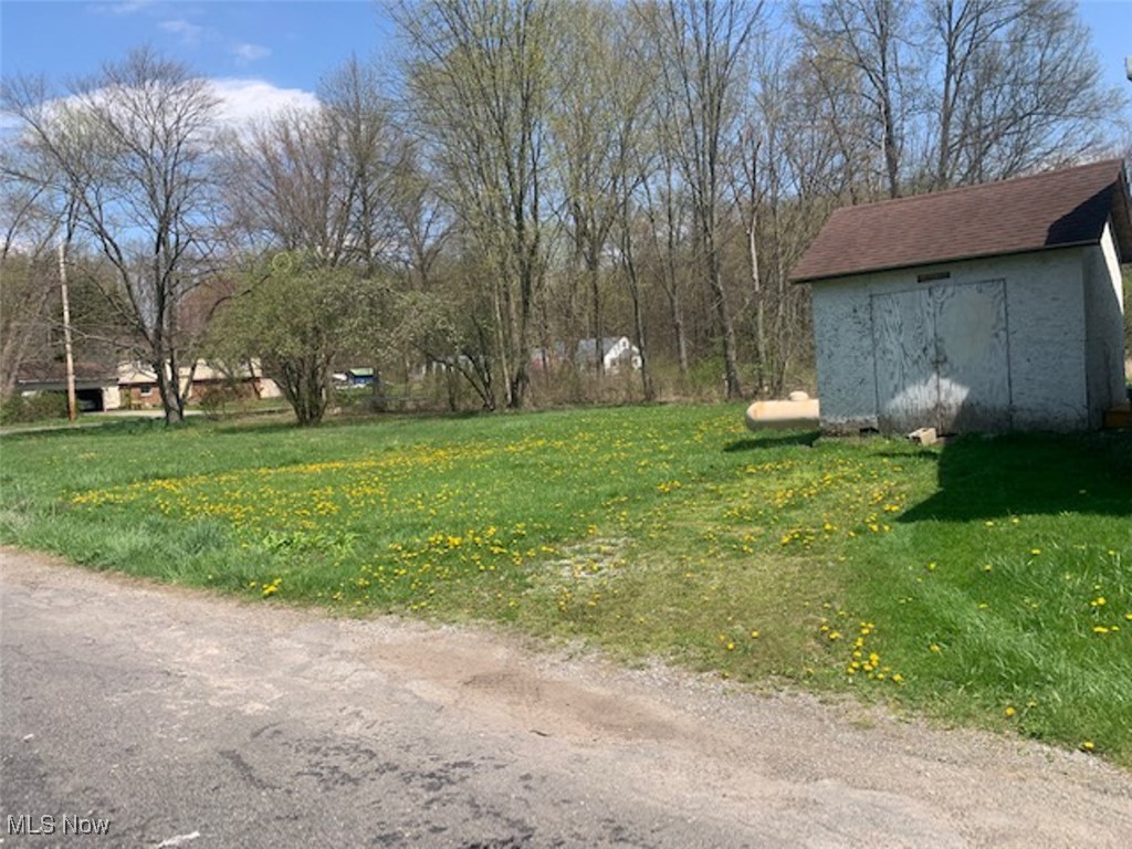 4552 Maple Drive, Newton Falls, Ohio image 3
