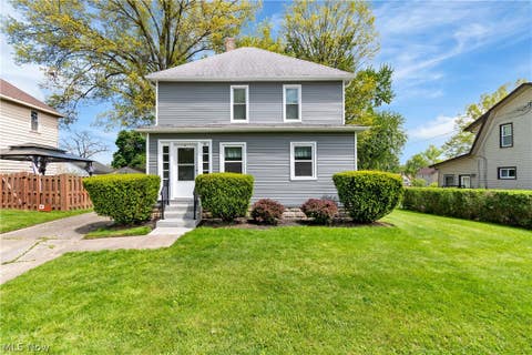 Homes For Sale - 48 S Third Street<br/> Wayne County, Rittman, OH 44270