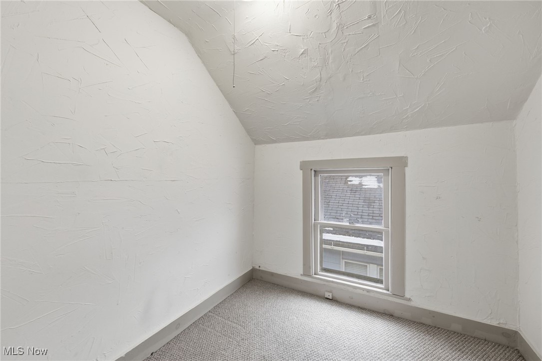 James H Hoyts - Residential Income