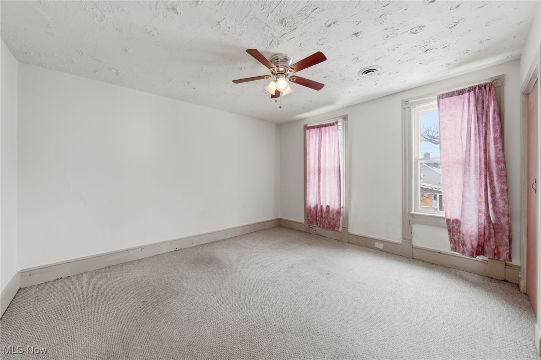 James H Hoyts - Residential Income