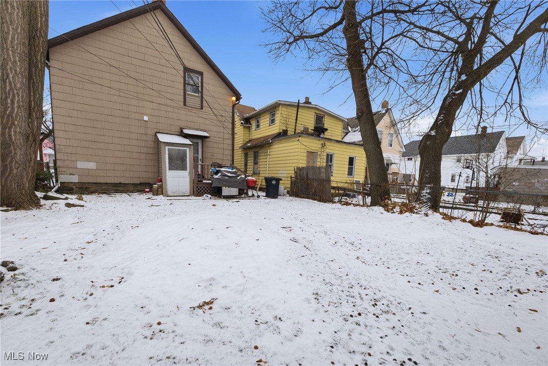 James H Hoyts - Residential Income