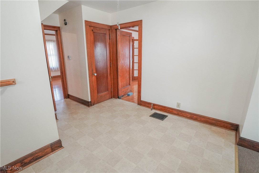 615 Cherry Road, Massillon, Ohio image 12