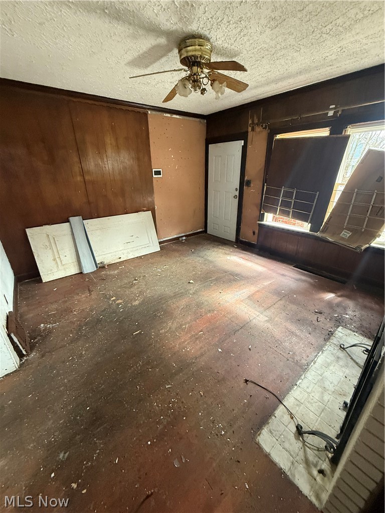 S H Helzers Mount Pleasant Su - Residential