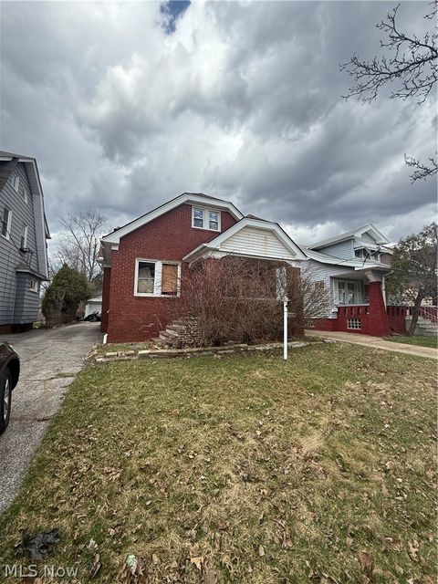 13605 Melzer Avenue Cleveland OH 44120