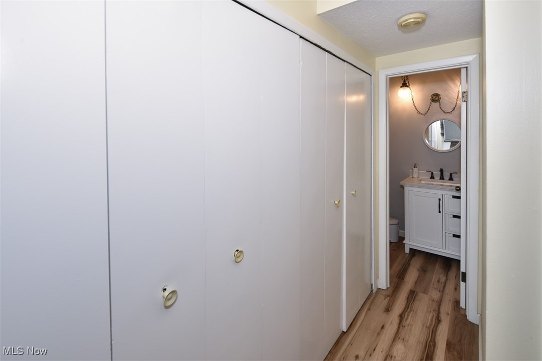 Chaunticlair I Condo - Residential