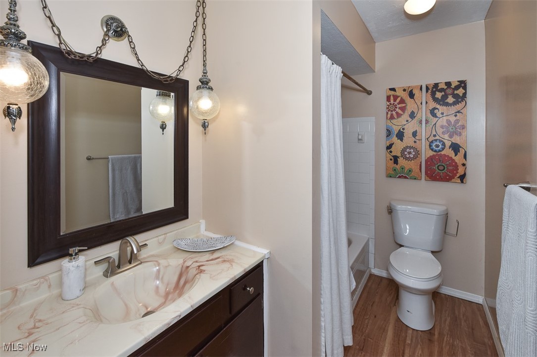 Chaunticlair I Condo - Residential