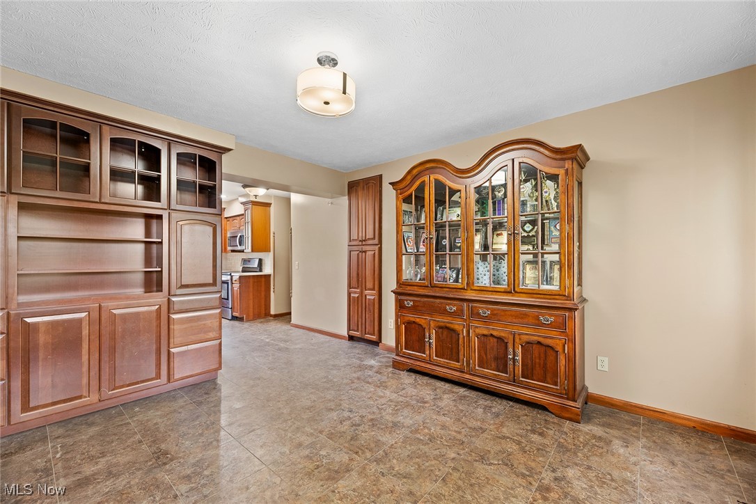 Ravenna Bldg Co - Residential