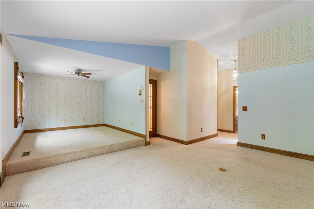 Amesbury Hi - Residential