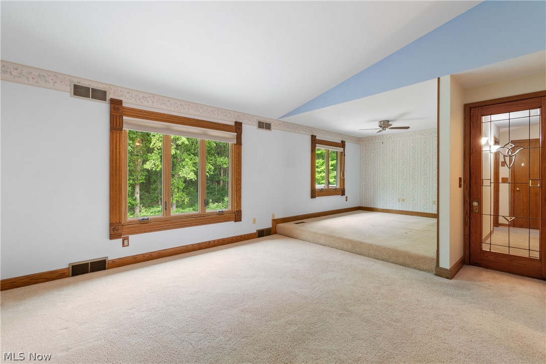 Amesbury Hi - Residential