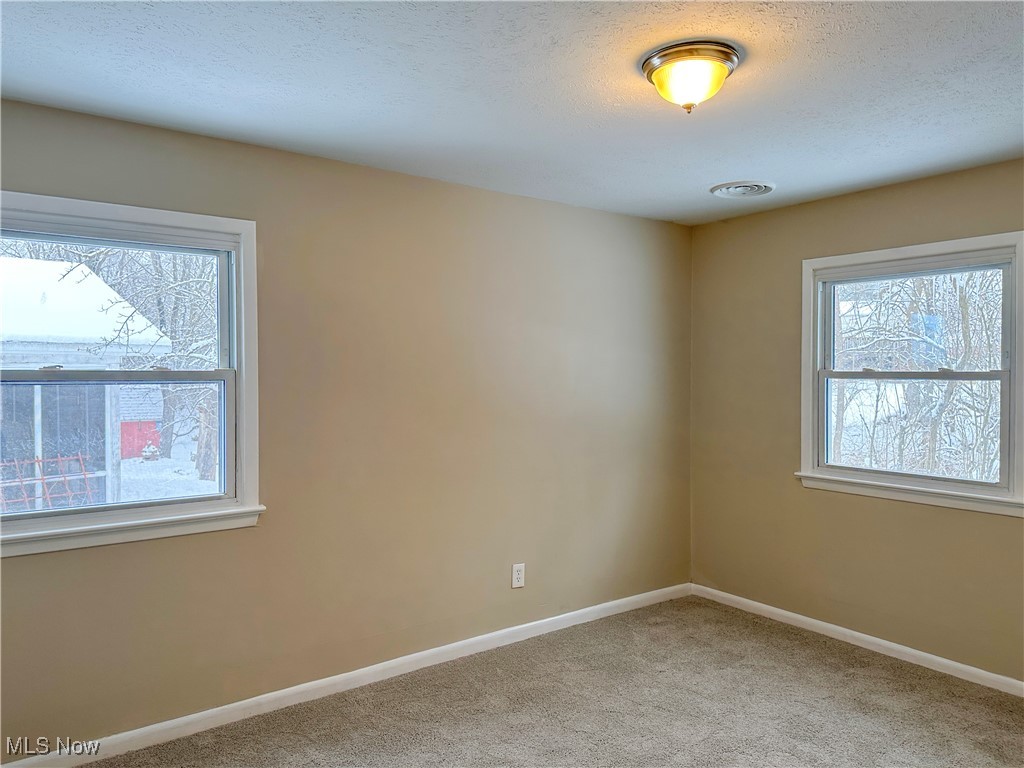 454 Rock Creek Run, Amherst, Ohio image 7