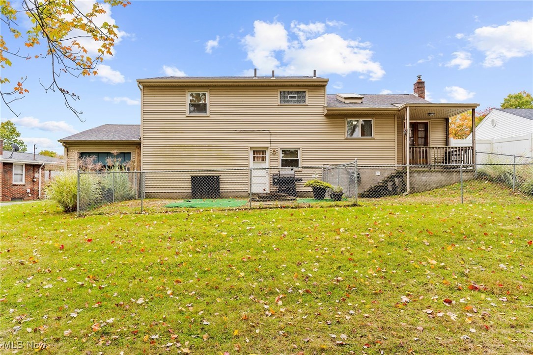 2922 Eldora Drive, Youngstown, Ohio image 5