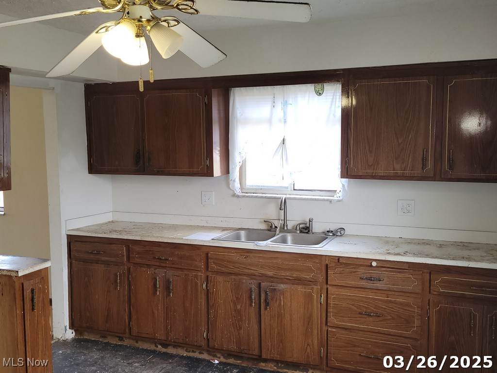 1393 E 262nd Street, Euclid, Ohio image 8