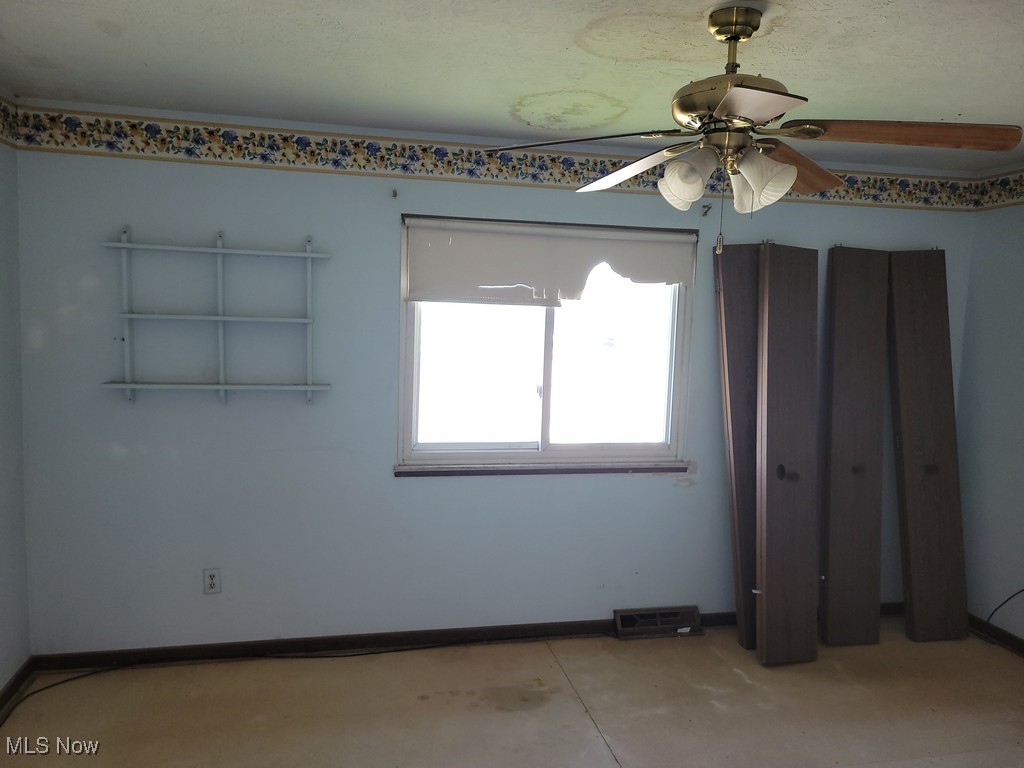 1393 E 262nd Street, Euclid, Ohio image 14
