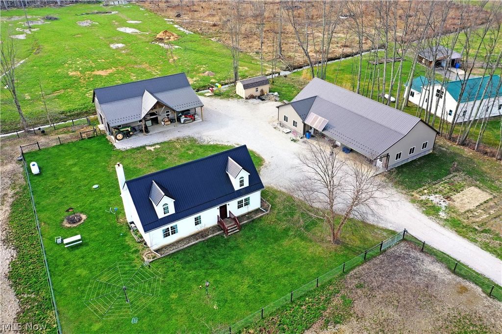 Photo of 4429 Ireland Road, Rome, OH 44085 (MLS # 5198419)