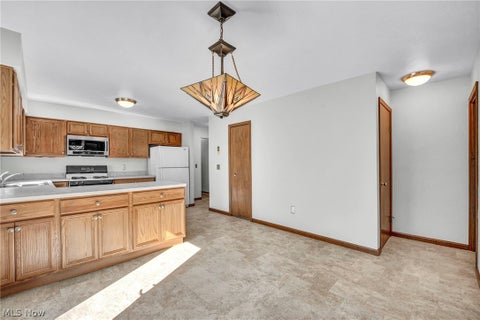 Tiny photo for 4081 Clearwater Drive, Parma, OH 44134 (MLS # 5246832)