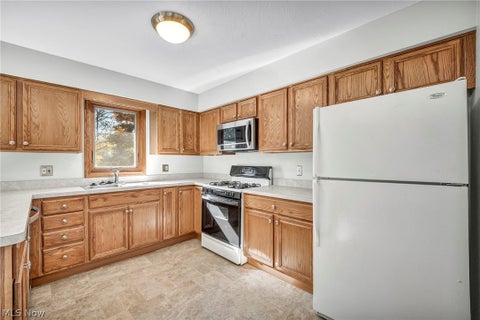 Tiny photo for 4081 Clearwater Drive, Parma, OH 44134 (MLS # 5246832)