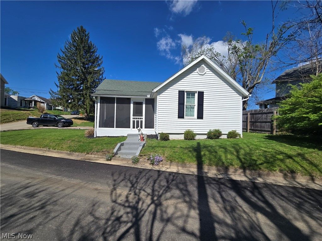 Photo of 55 Hall Street, Roseville, OH 43777 (MLS # 5202627)