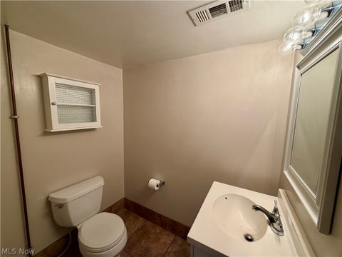 Tiny photo for 512 Maplewood Avenue, Struthers, OH 44471 (MLS # 5240760)