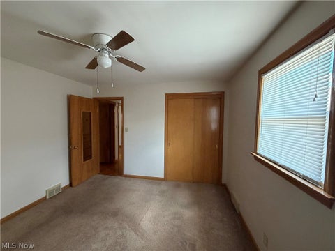 Tiny photo for 512 Maplewood Avenue, Struthers, OH 44471 (MLS # 5240760)