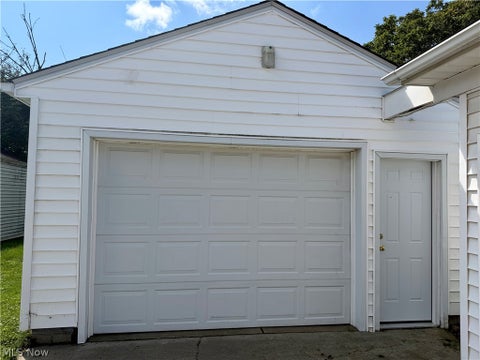 Tiny photo for 512 Maplewood Avenue, Struthers, OH 44471 (MLS # 5240760)