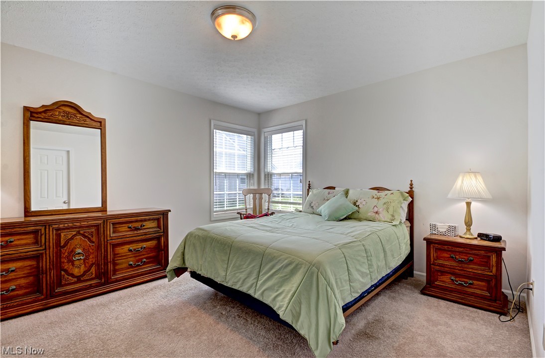 Commons/Fieldstone Lakes Town Ho - Residential