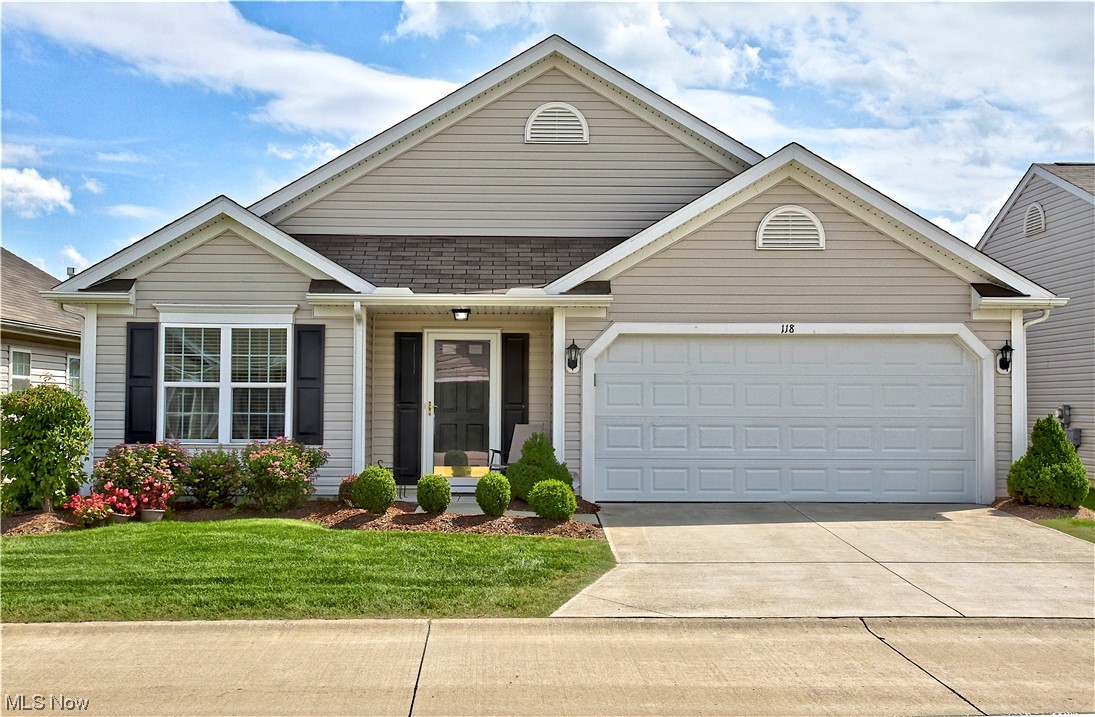 Commons/Fieldstone Lakes Town Ho - Residential