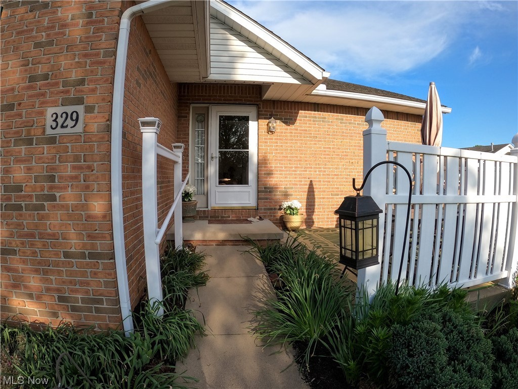 Commons/Vlgs/Wetherington Condo - Residential