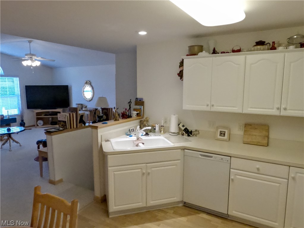 Commons/Vlgs/Wetherington Condo - Residential