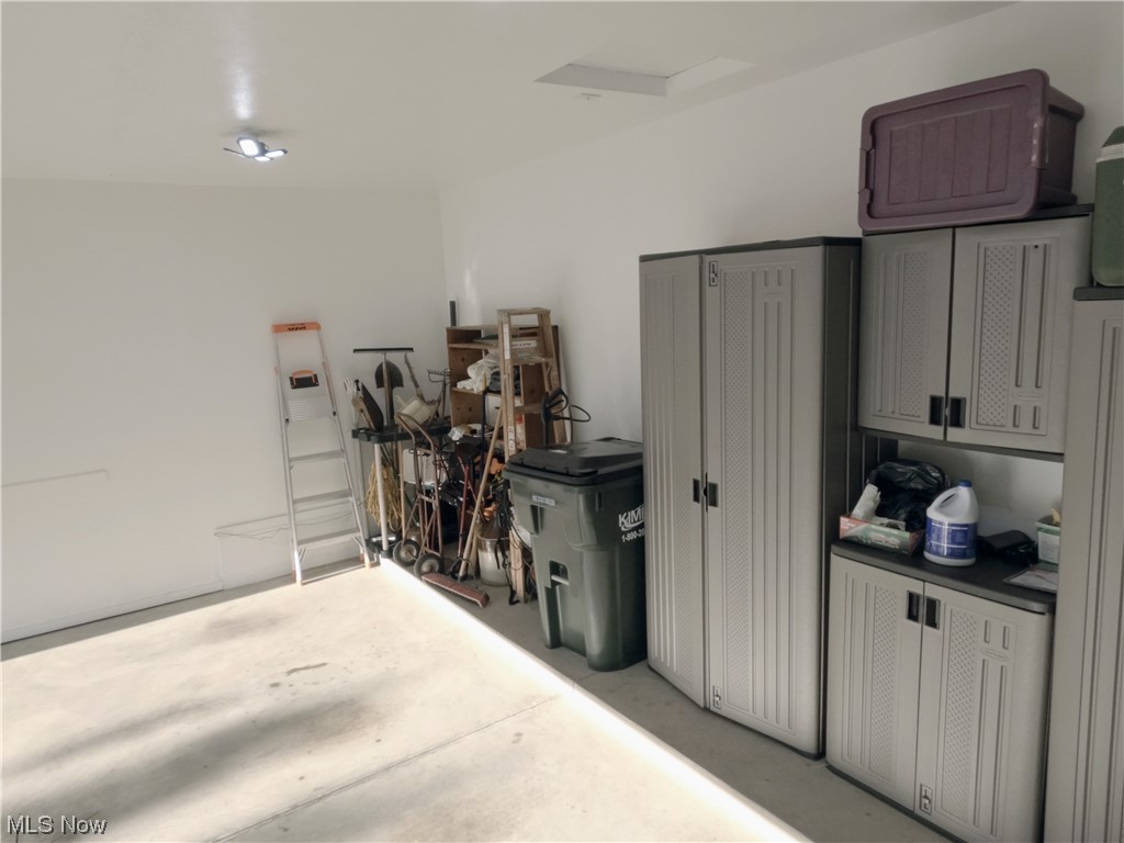 Commons/Vlgs/Wetherington Condo - Residential