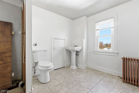 Tiny photo for 2847 Youngstown Avenue, McDonald, OH 44437 (MLS # 5192089)