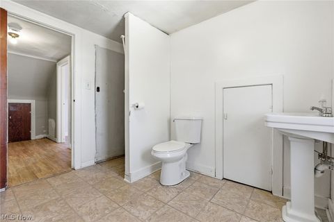 Tiny photo for 2847 Youngstown Avenue, McDonald, OH 44437 (MLS # 5192089)