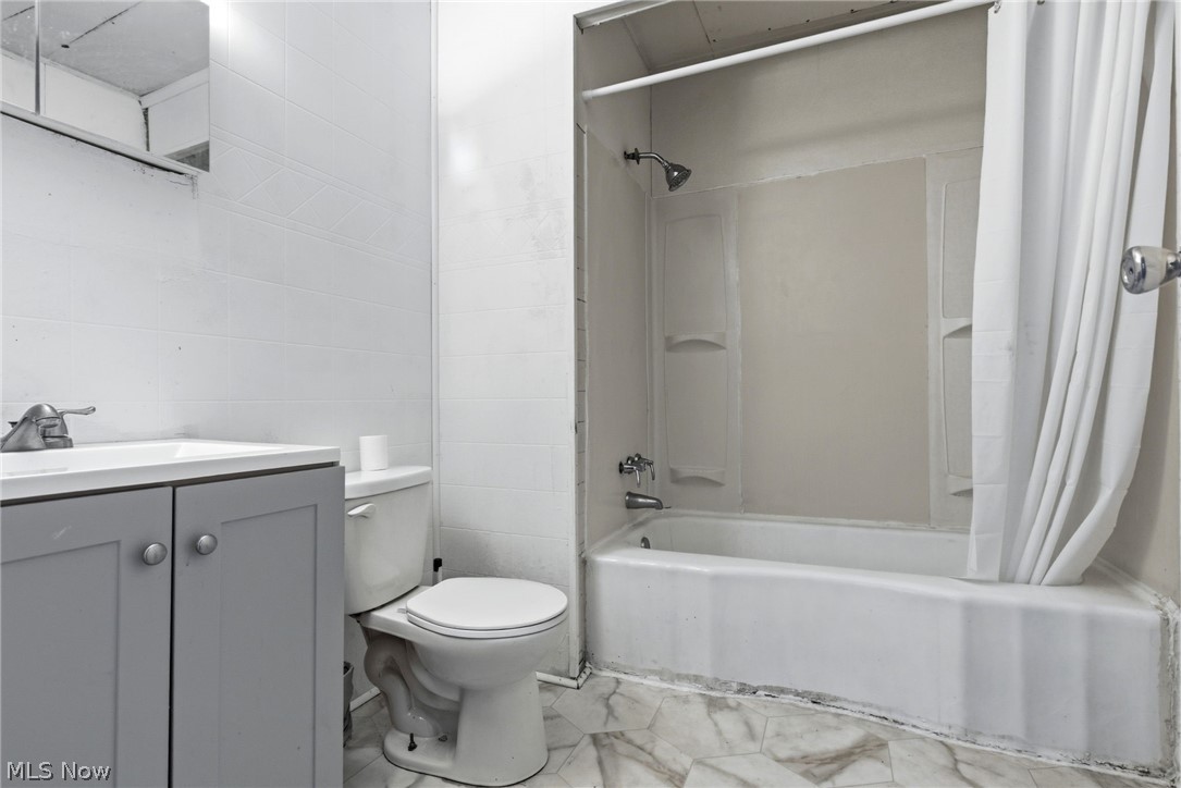 Mcdonald-Niles Realty Co - Residential