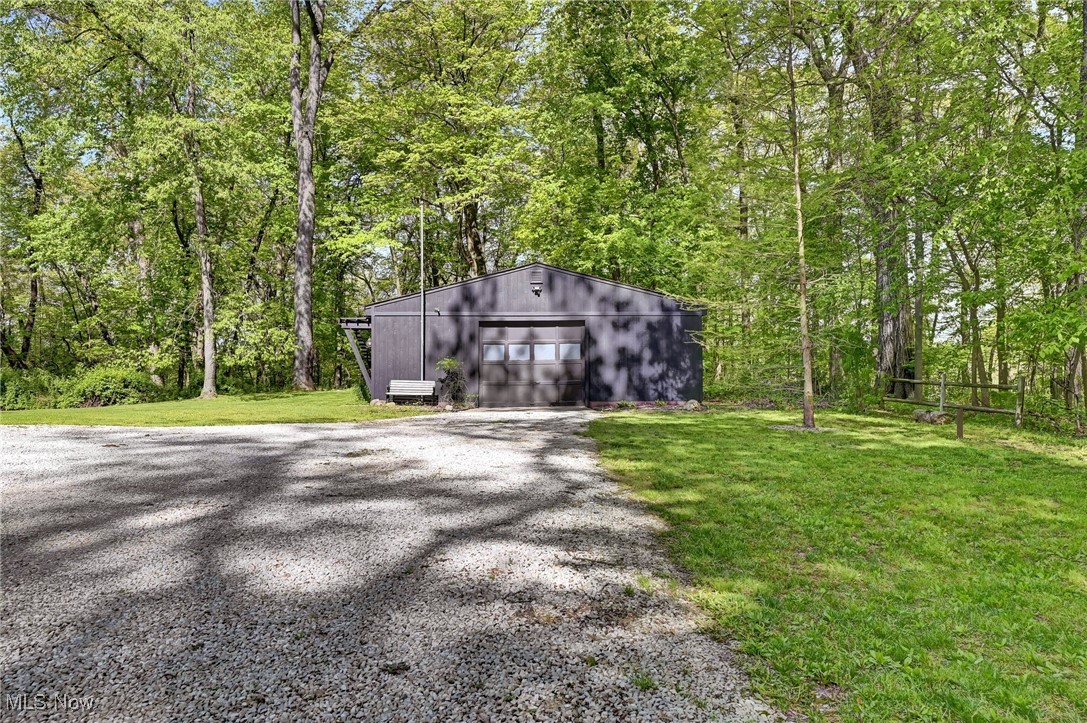 9060 Traphagen Street, Massillon, Ohio image 16