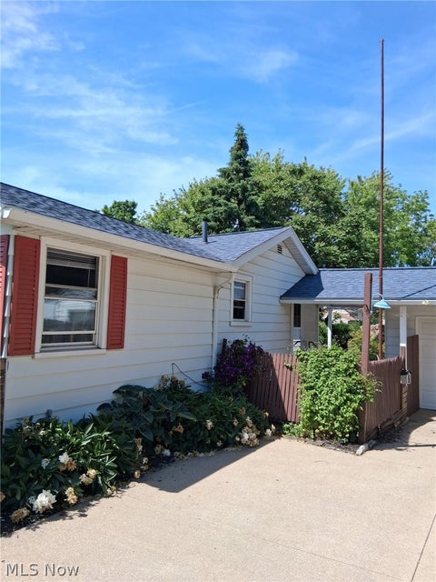 Tiny photo for 481 Shupe Avenue, Amherst, OH 44001 (MLS # 5216920)