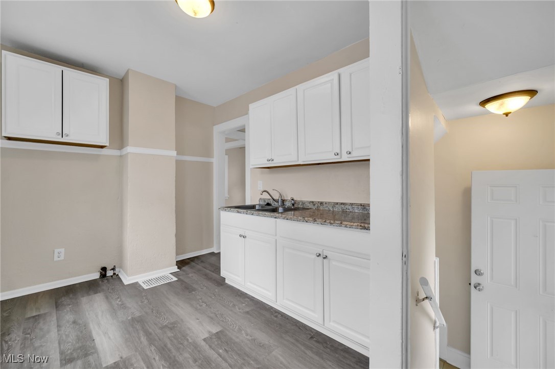 3692 E 118th Street, Cleveland, Ohio image 13
